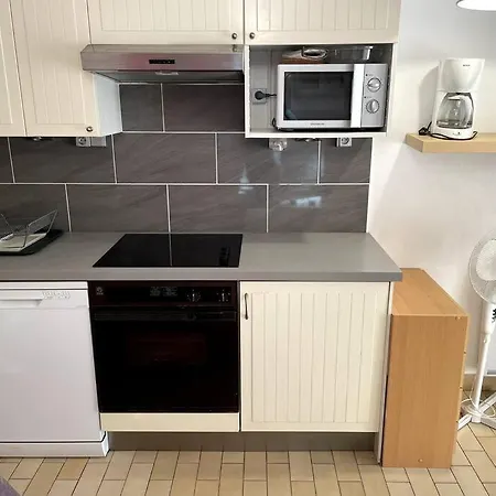 Agreable 公寓 滨海萨纳里